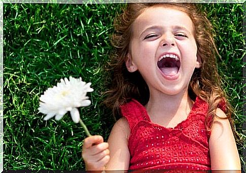 6 tips on how to raise a happy child