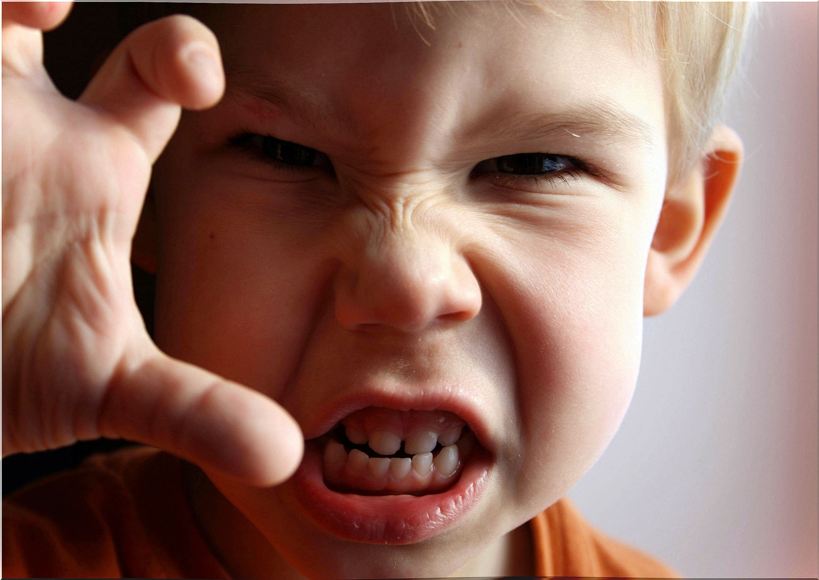 How to recognize a child's rage and how to deal with it?