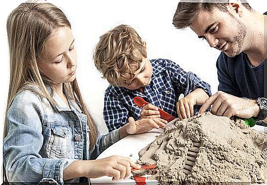 Magic sand is also easily finished at home