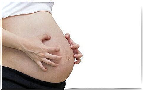 Skin Symptoms During Pregnancy: What Causes Skin Itching During Pregnancy?