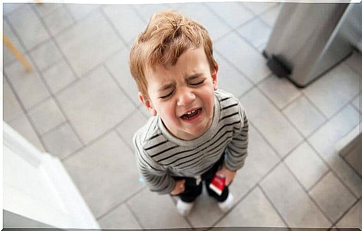 What to do if a child cries for no apparent reason?